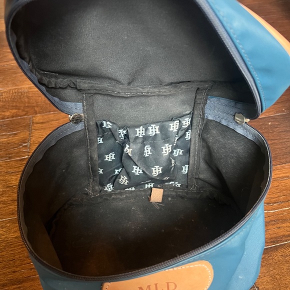 Jon Hart Make Up Bag- French Blue - Picture 5 of 5